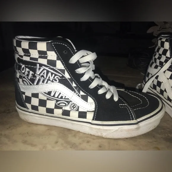 vans hi top skate shoes - Picture 2 of 2